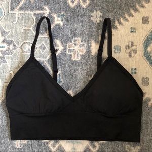 Lululemon ebb to street bra
